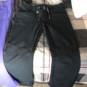 Nike Women’s Snowboard Pants